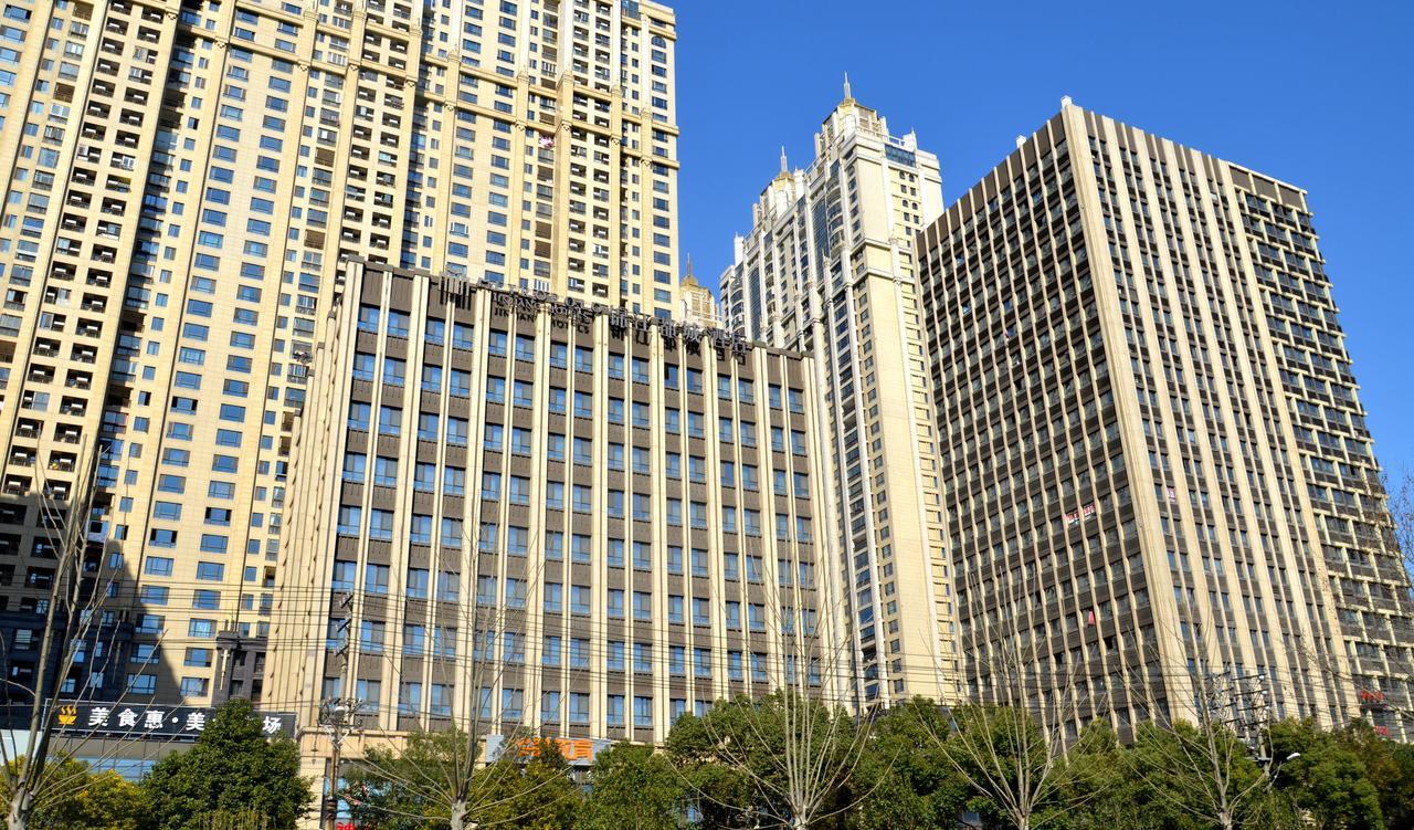 Metropolo, Wuhan, Wuchang Jiangtan Jiyuqiao Subway Station Exterior foto